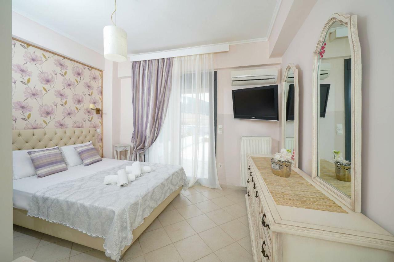 Lina'S Sea View Apartments 리메나스 외부 사진