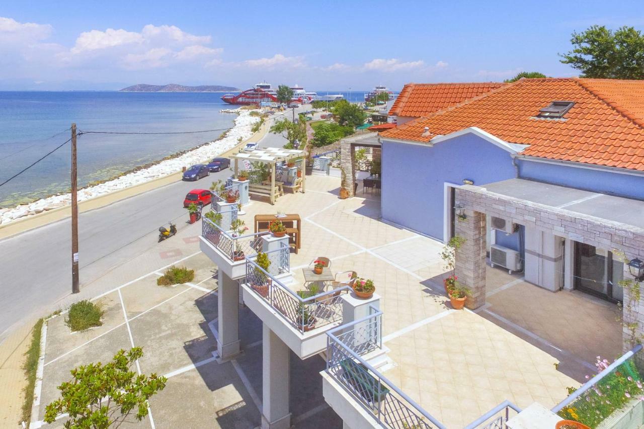 Lina'S Sea View Apartments 리메나스 외부 사진